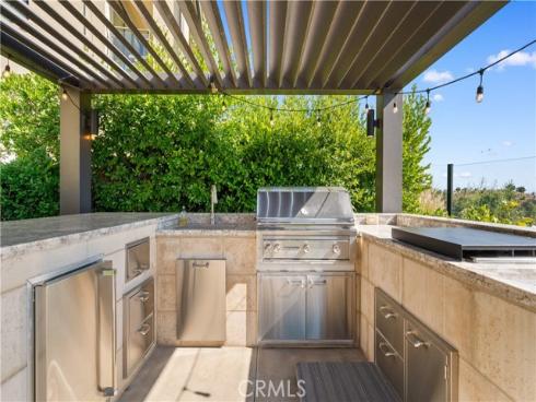 212  Clear Falls  , Irvine, CA