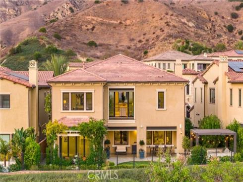 212  Clear Falls  , Irvine, CA