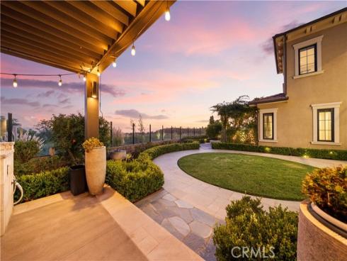 212  Clear Falls  , Irvine, CA