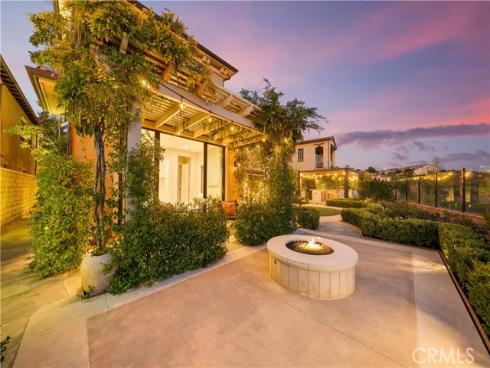 212  Clear Falls  , Irvine, CA