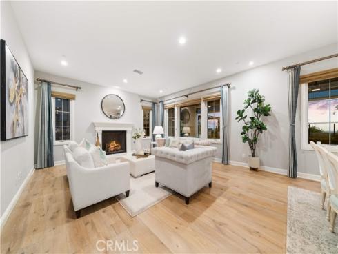 212  Clear Falls  , Irvine, CA