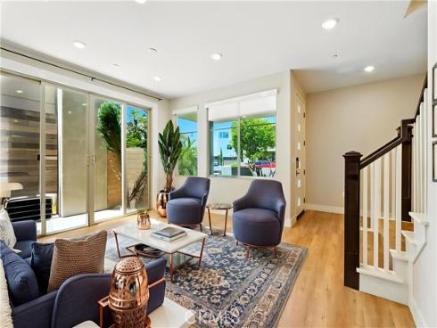 186  Stellar  , Irvine, CA