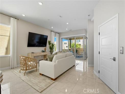 186  Stellar  , Irvine, CA