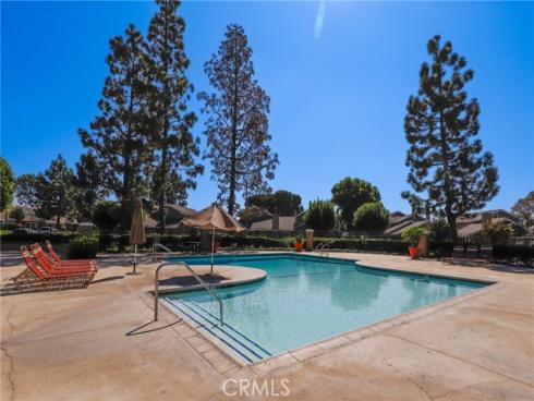 26  Helena  69 , Irvine, CA