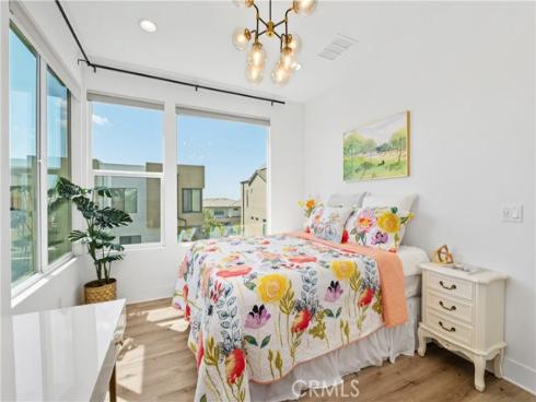 154  Keeper  , Irvine, CA