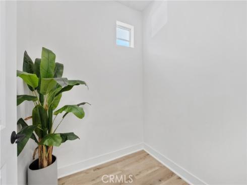 154  Keeper  , Irvine, CA