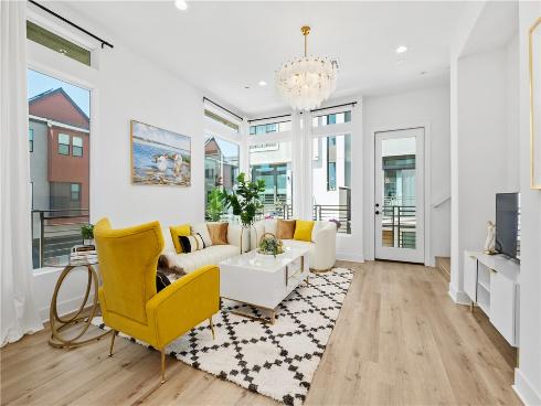 154  Keeper  , Irvine, CA