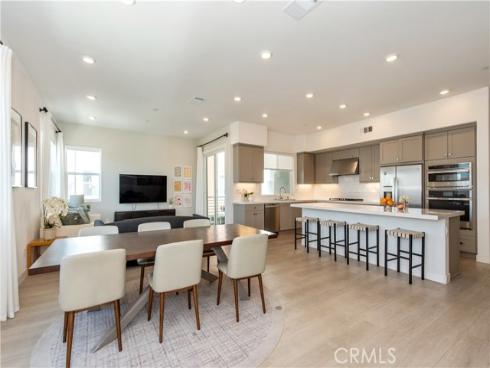 155  Sash  , Irvine, CA