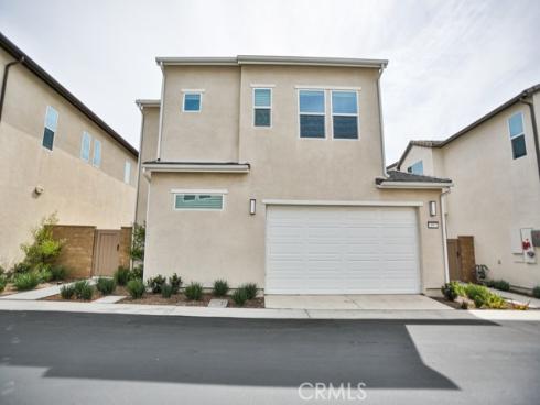 187  Junco  , Irvine, CA