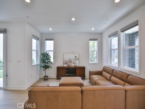 187  Junco  , Irvine, CA