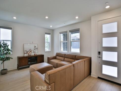 187  Junco  , Irvine, CA