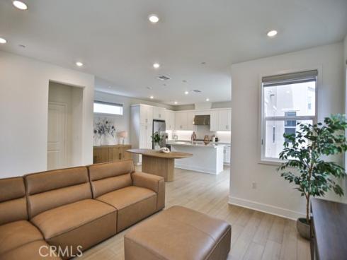 187  Junco  , Irvine, CA