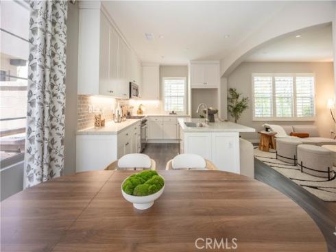 134  Milky Way  , Irvine, CA