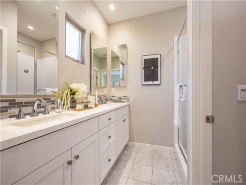 134  Milky Way  , Irvine, CA