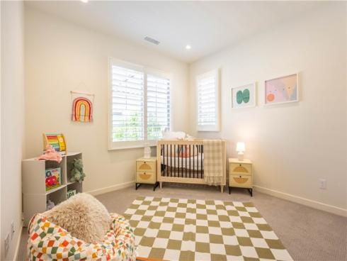 134  Milky Way  , Irvine, CA