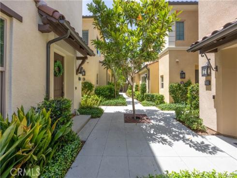 134  Milky Way  , Irvine, CA