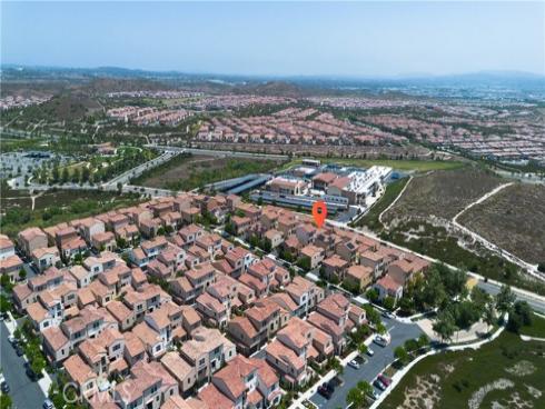 134  Milky Way  , Irvine, CA