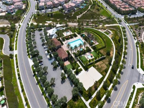 134  Milky Way  , Irvine, CA