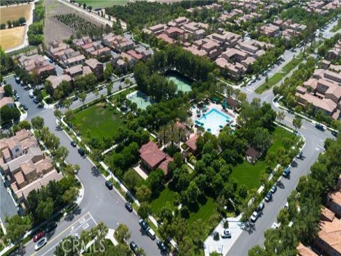 134  Milky Way  , Irvine, CA