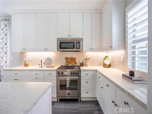 134  Milky Way  , Irvine, CA