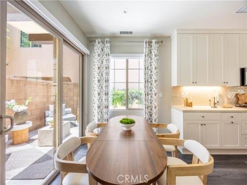 134  Milky Way  , Irvine, CA