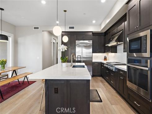 163  Crossover  , Irvine, CA