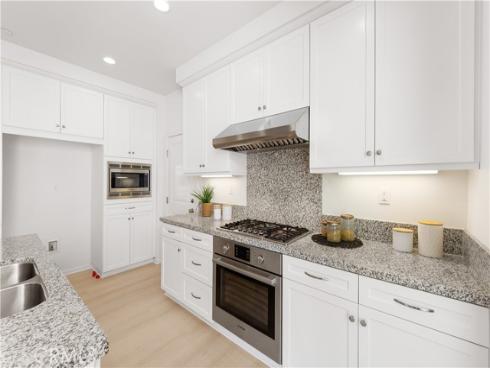 54  Jade Flower  , Irvine, CA