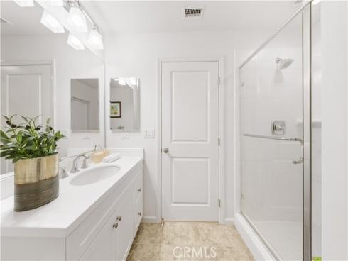 54  Jade Flower  , Irvine, CA