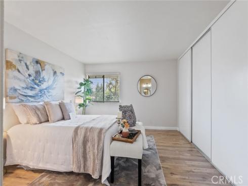 69  Tarocco  , Irvine, CA