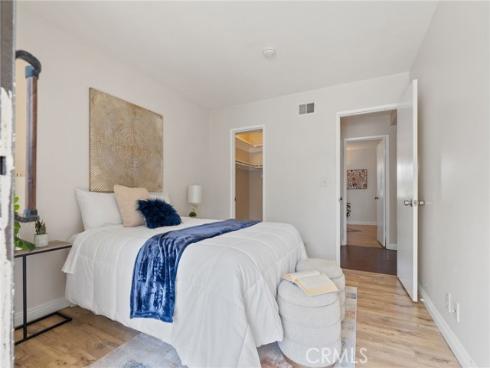 69  Tarocco  , Irvine, CA