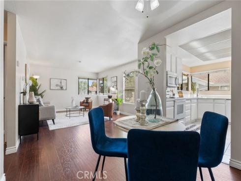 69  Tarocco  , Irvine, CA