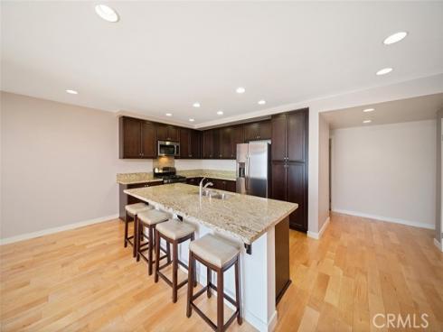 87  Waldorf  , Irvine, CA