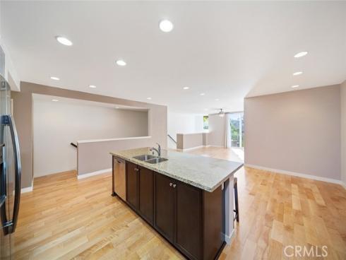 87  Waldorf  , Irvine, CA