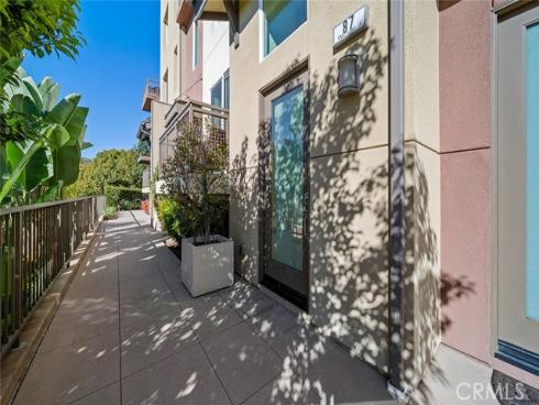 87  Waldorf  , Irvine, CA