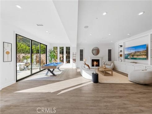 111  great oak  , Irvine, CA