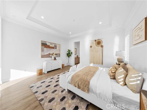 111  great oak  , Irvine, CA