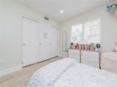 3  Birchwood  , Irvine, CA