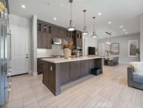 52  Pedigree  , Irvine, CA