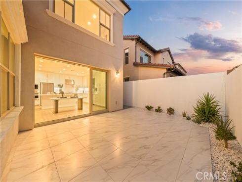 168  Somera  , Irvine, CA