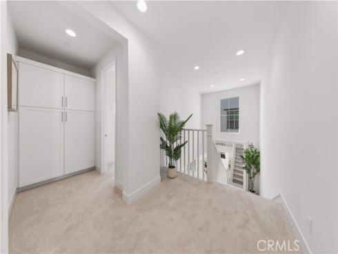 168  Somera  , Irvine, CA