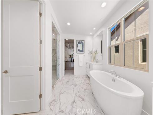 168  Somera  , Irvine, CA