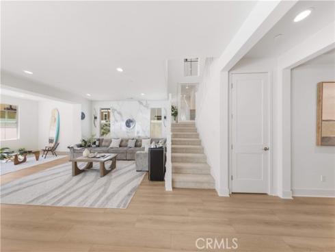 168  Somera  , Irvine, CA