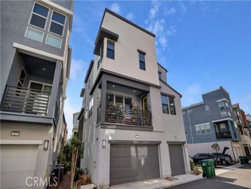 125  Allusion  , Irvine, CA