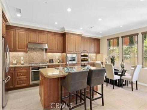 83  Bianco  , Irvine, CA