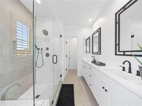 89  Kestrel  , Irvine, CA