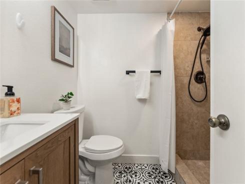 29  Stanford  93  Court, Irvine, CA