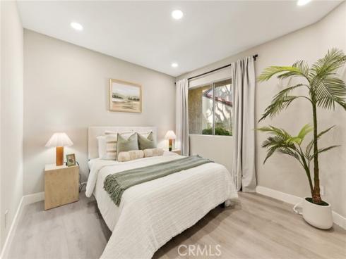 29  Stanford  93  Court, Irvine, CA