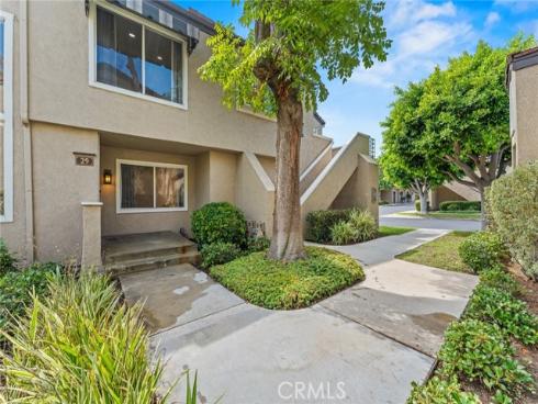 29  Stanford  93  Court, Irvine, CA