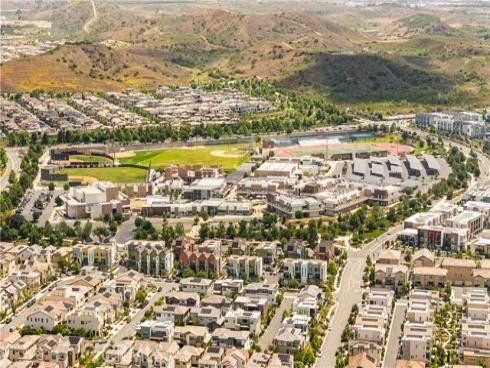 306  Treble  , Irvine, CA