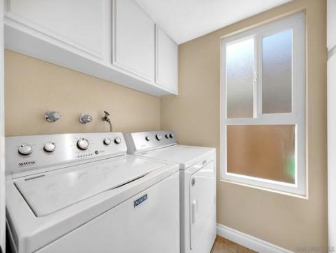 40  Brena  , Irvine, CA